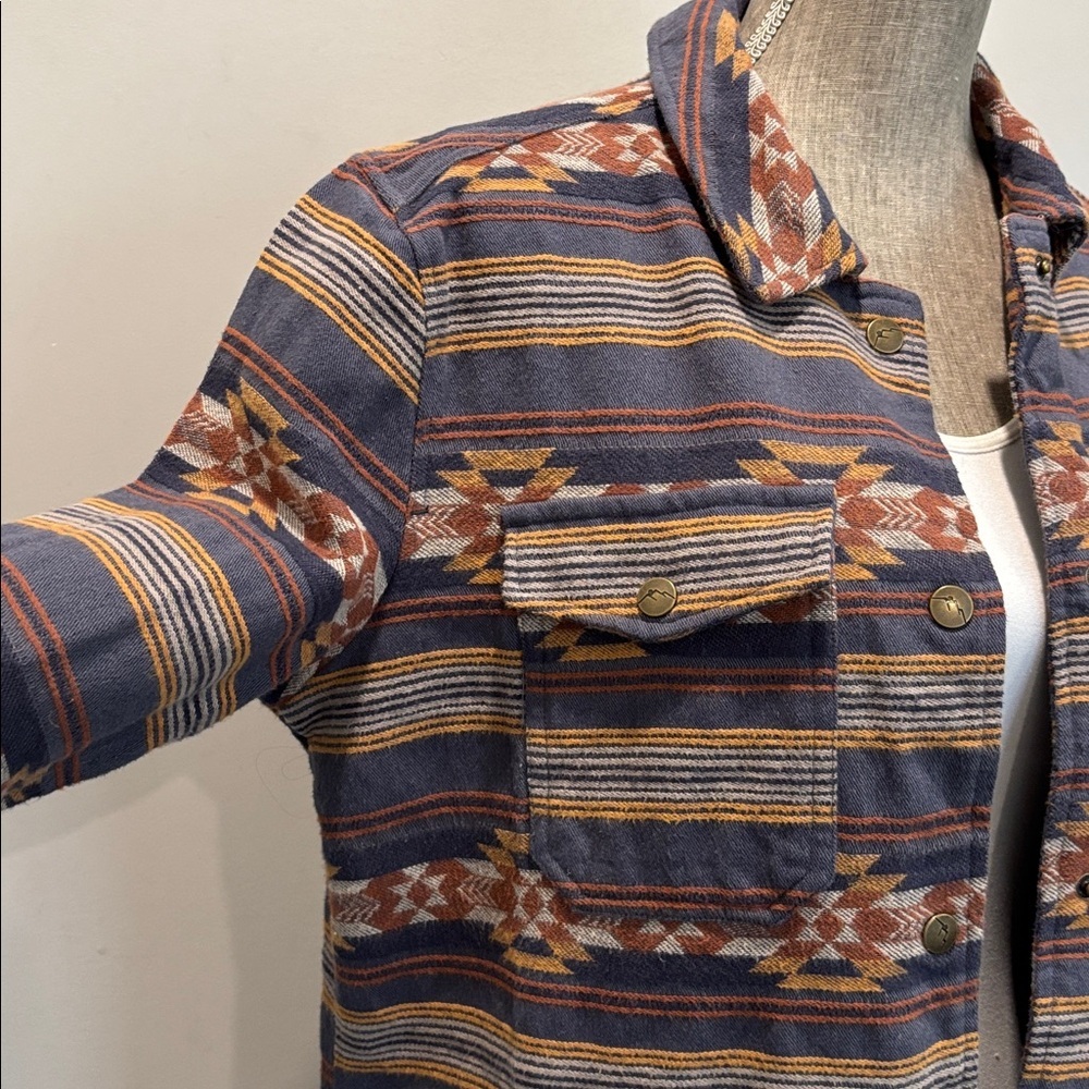 Passenger Brown Blue Aztec Shirt Jacket Snap Front Shacket Size Large - Picture 6 of 15